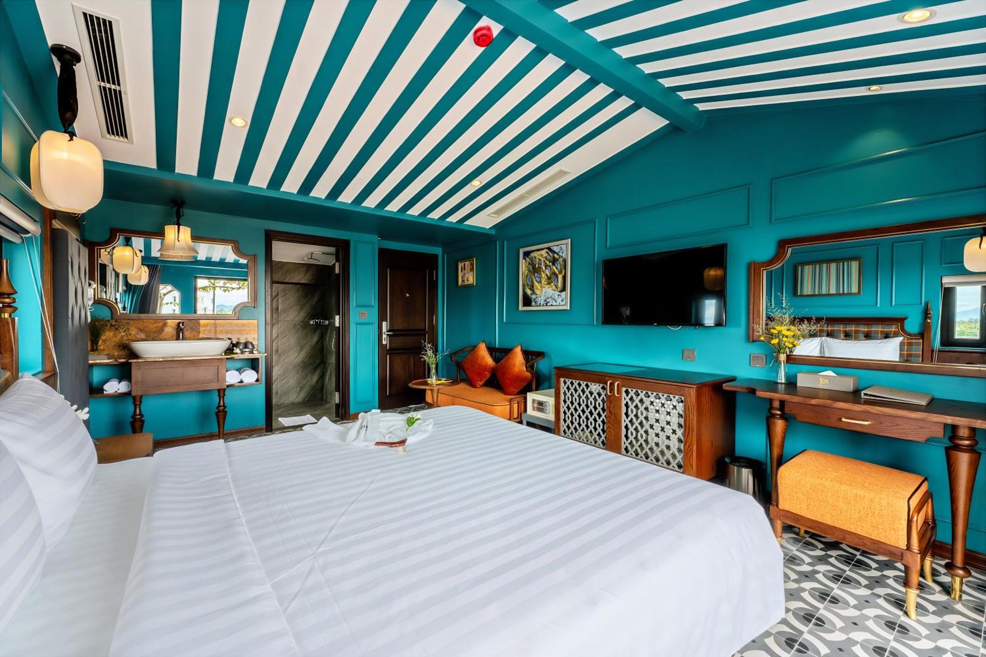 Son Hoi An Boutique Hotel & Spa Szoba fotó A room at the hotel
